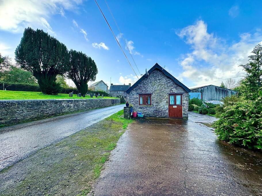 Llangwm-Isaf Detached One Level Stone Barn 빌라 외부 사진